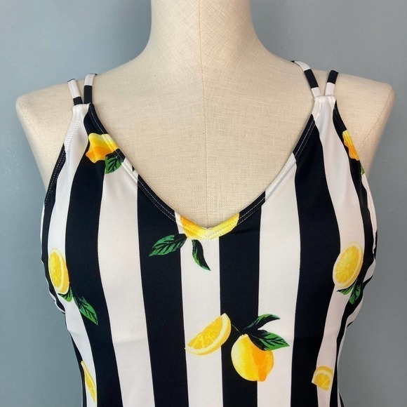 no Boundaries Lemons Black White Striped One Piece Swimsuit Juniors Large 11-13 - Picture 2 of 12